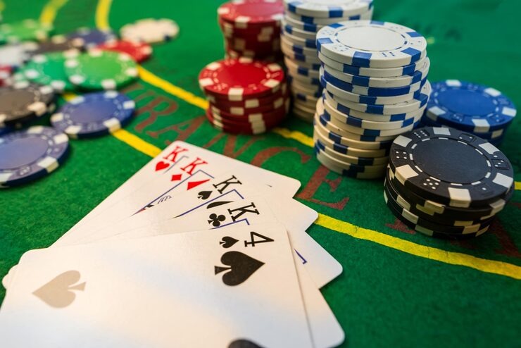Multi-sport dashboard showing live football and casino options